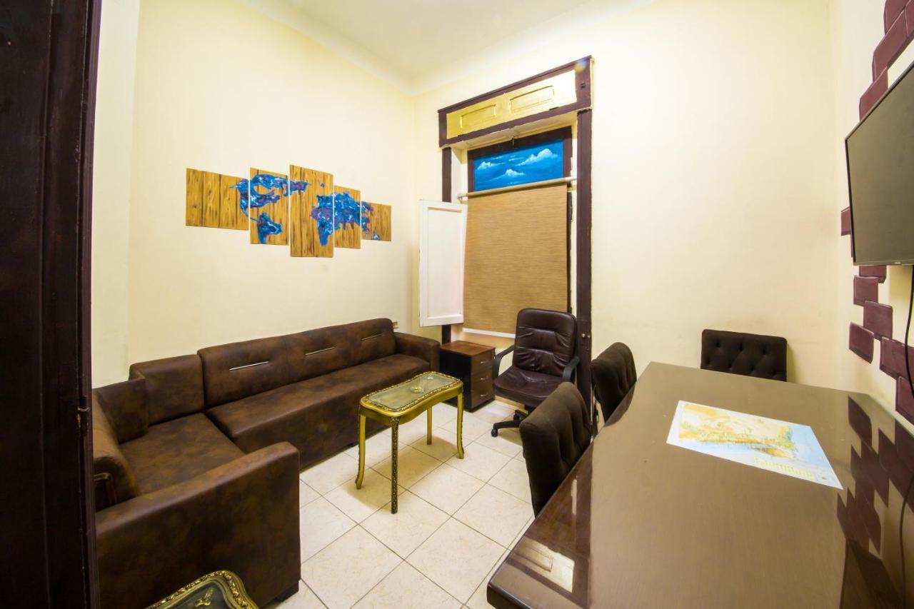 Limitless Cairo Hostel Кайро Екстериор снимка